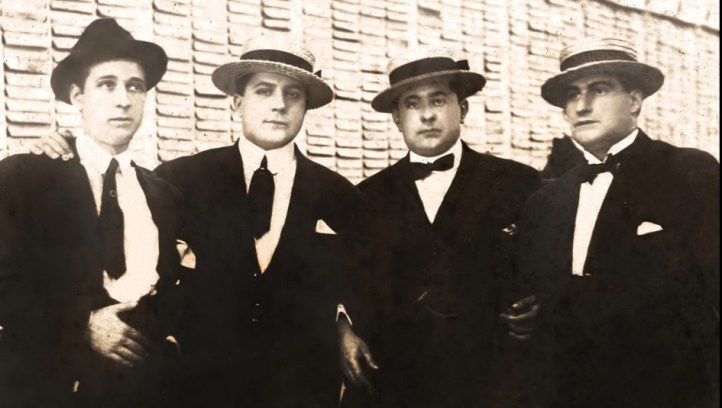 El cuarteto: Salinas, Gardel, Razzano y Martino. 1913.