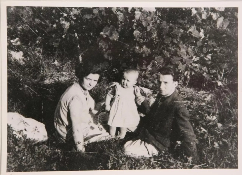 Oriana Fallaci con su madre Tosca Cantini y su padre Edoardo