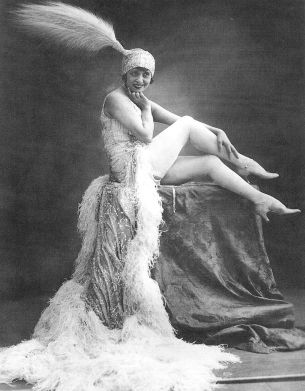 Mistinguett en el Moulin Rouge, en 1911.